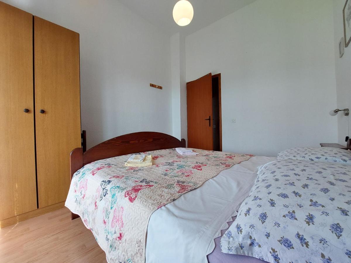 Apartments Vilim Pinezići 外观 照片