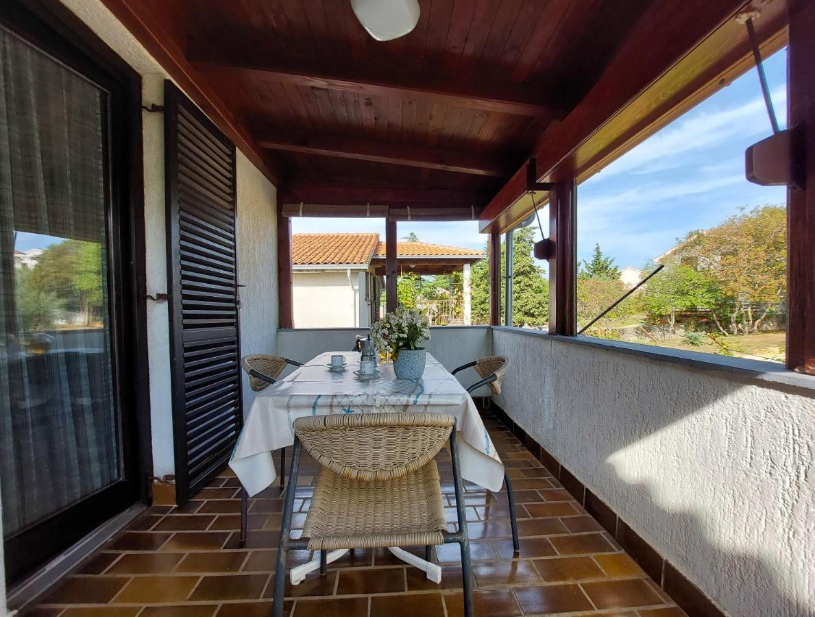 Apartments Vilim Pinezići 外观 照片