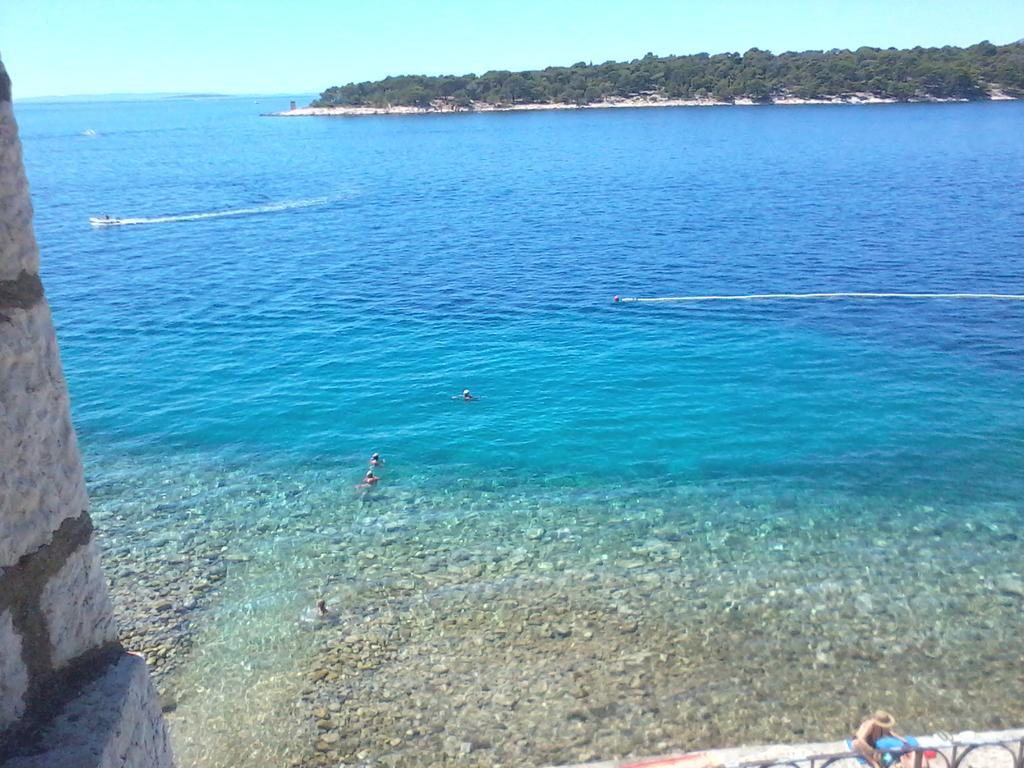 Apartments Vilim Pinezići 外观 照片